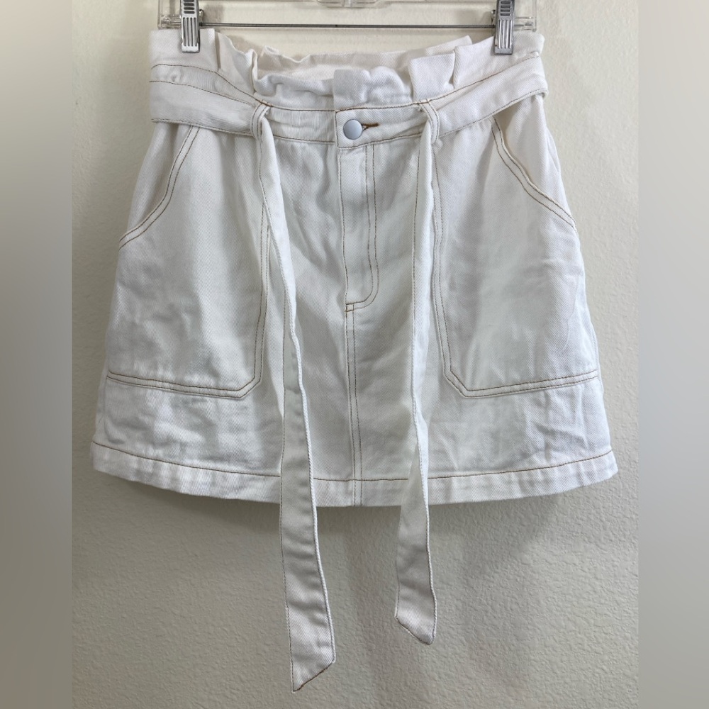 Altar'd State Warm White Denim Mini Skirt with Tie Belt Size L